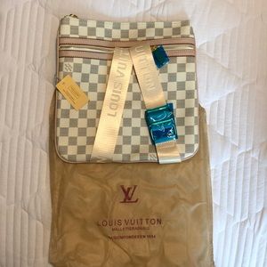 Louis Vuitton crossbody